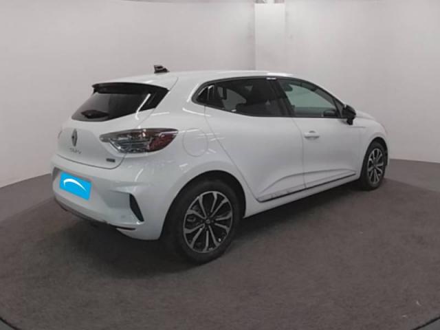 Renault Clio image 9