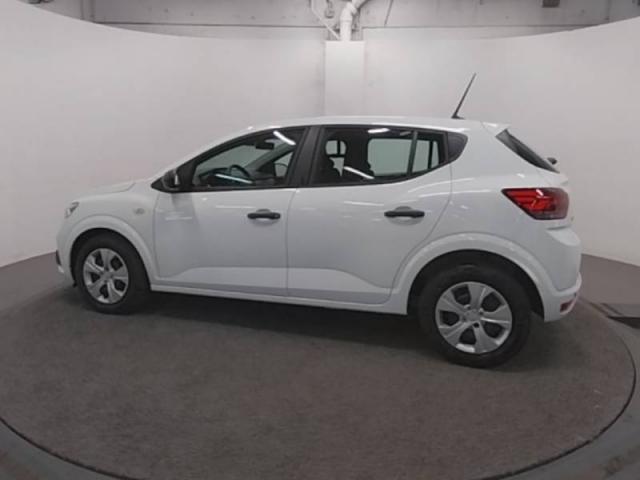 Dacia Sandero image 2