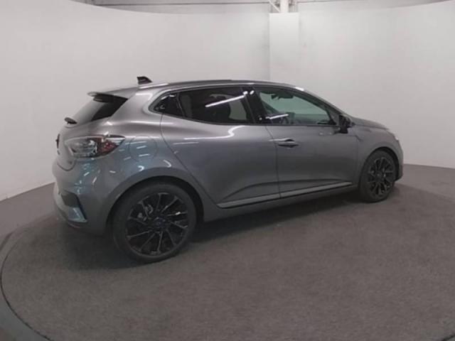 Renault Clio image 2
