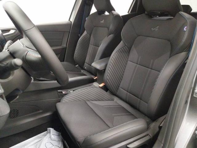 Renault Clio image 9