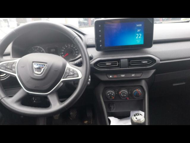 Dacia Sandero image 2