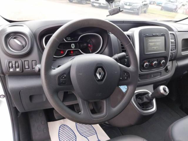 Renault Trafic image 1