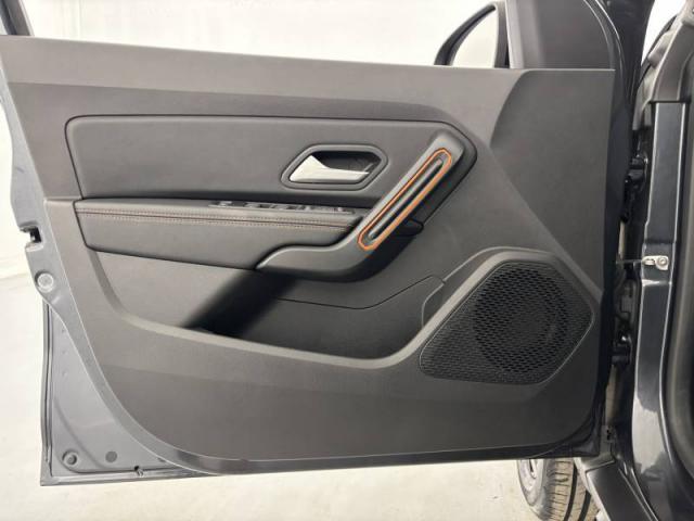 Dacia Duster image 1