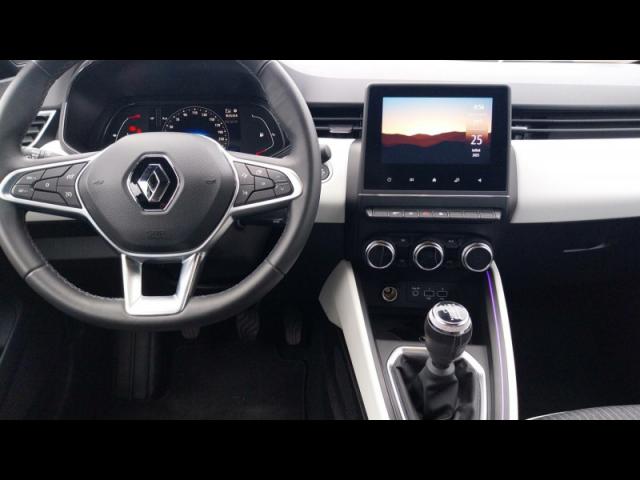 Renault Clio image 2