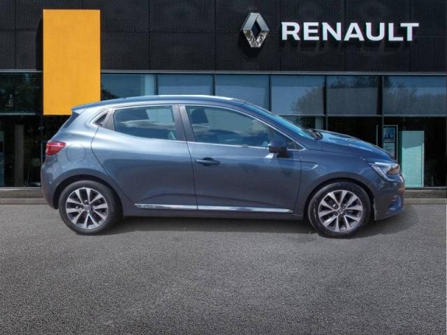 Renault Captur image 2
