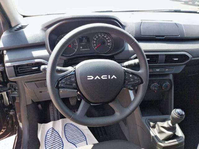 Dacia Sandero image 6