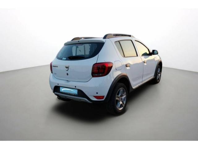 Dacia Sandero image 2