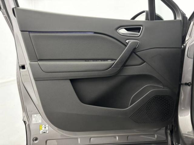 Renault Captur image 1
