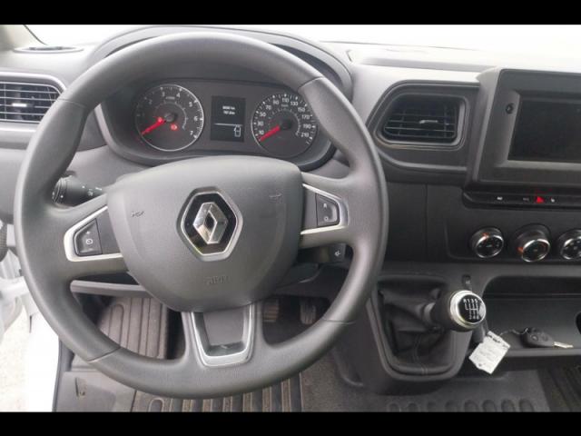 Renault Master image 1