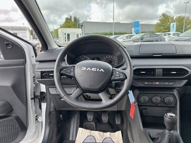 Dacia Sandero image 8
