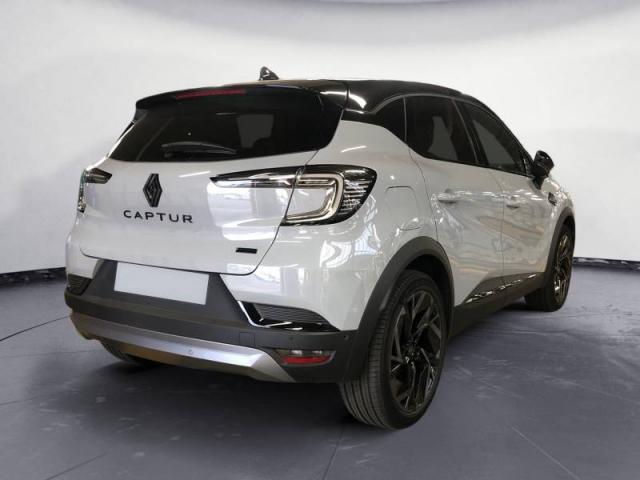 Renault Captur image 2