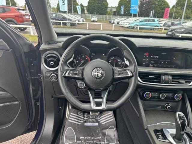 Alfa Romeo Stelvio image 8