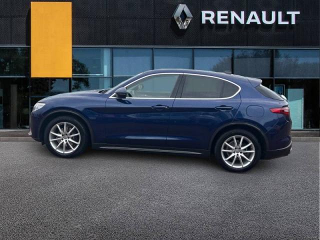 Alfa Romeo Stelvio image 1