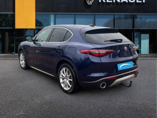 Alfa Romeo Stelvio image 3