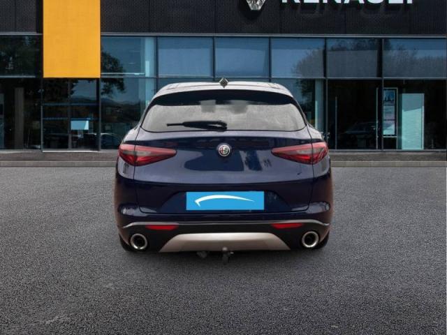 Alfa Romeo Stelvio image 6