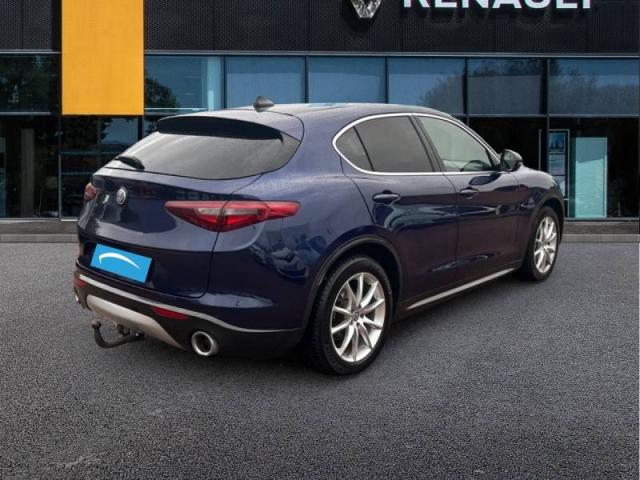Alfa Romeo Stelvio image 7