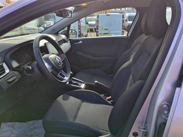 Renault Clio image 8