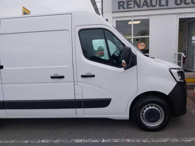 Renault Master image 2