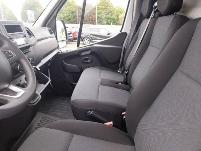 Renault Master image 7