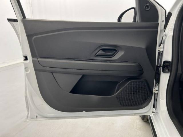 Dacia Jogger image 1