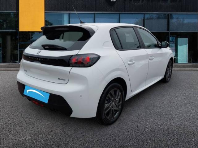 Peugeot 208 image 1