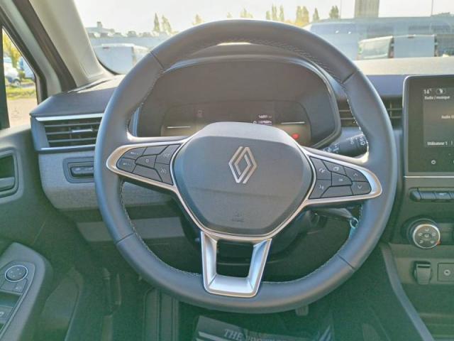 Renault Clio image 2