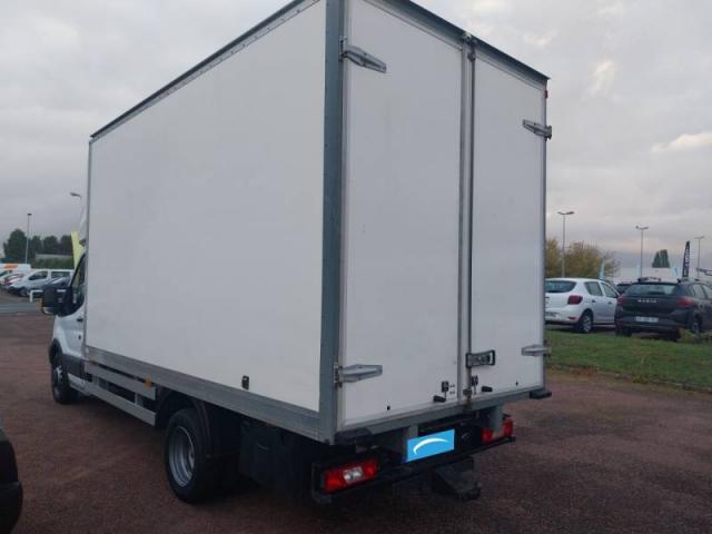 Ford Transit image 9