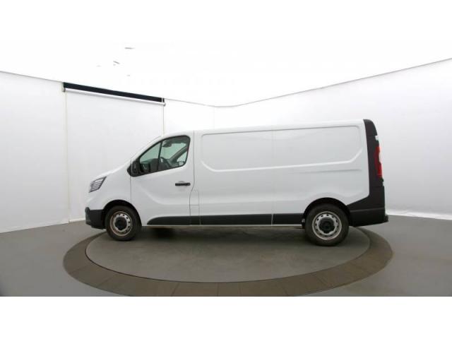 Renault Trafic image 7