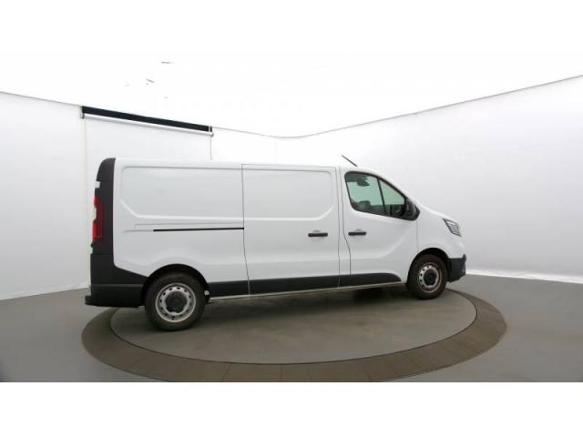 Renault Trafic image 4