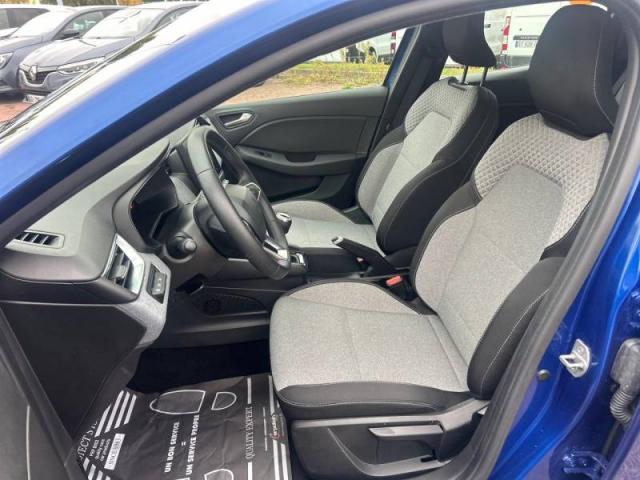 Renault Clio image 8
