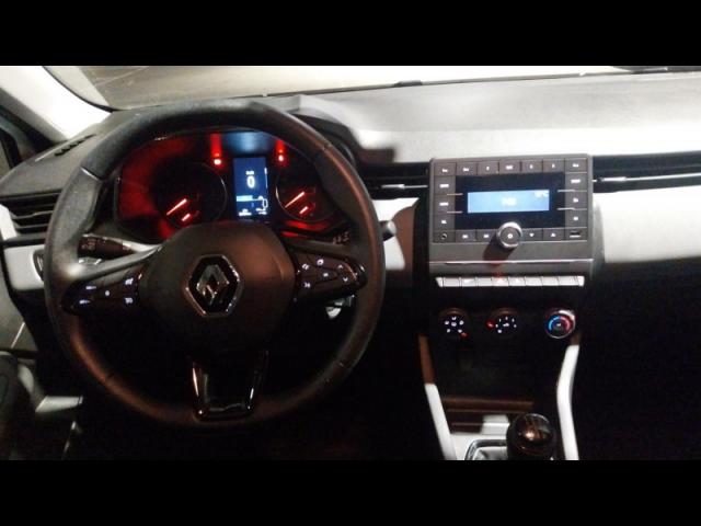 Renault Clio image 6