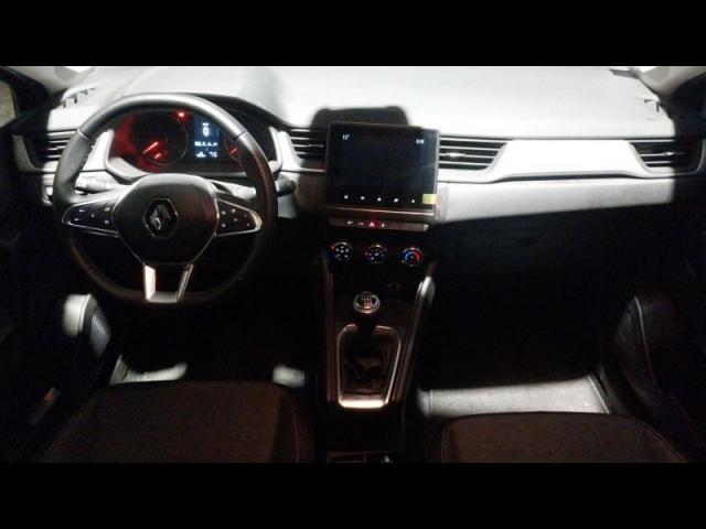 Renault Captur image 6
