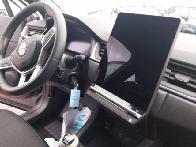 Renault Captur image 8