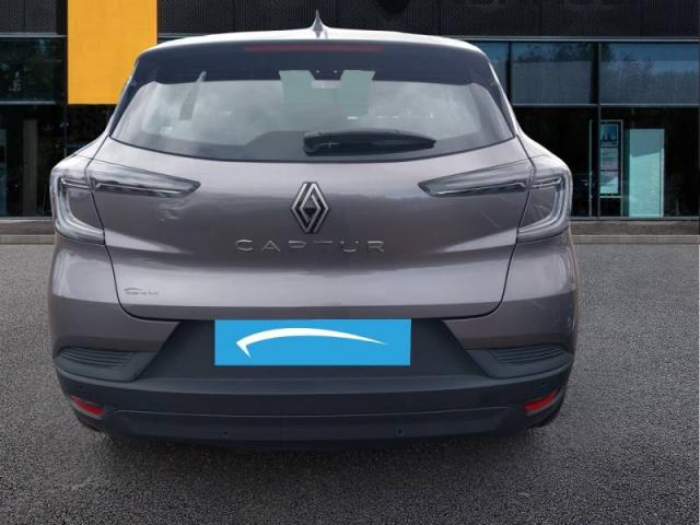 Renault Captur image 2