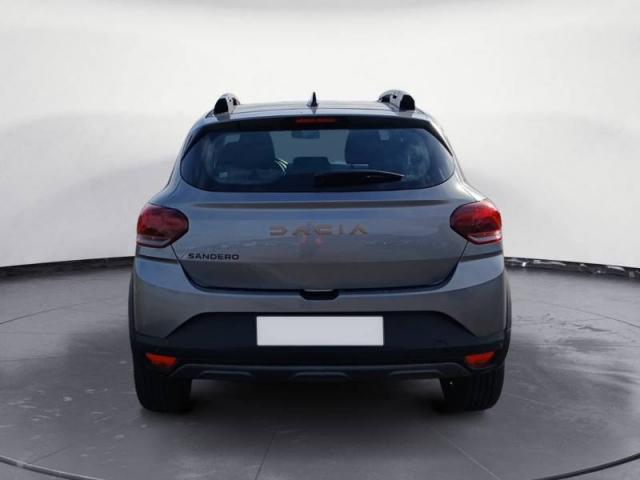 Dacia Sandero image 2