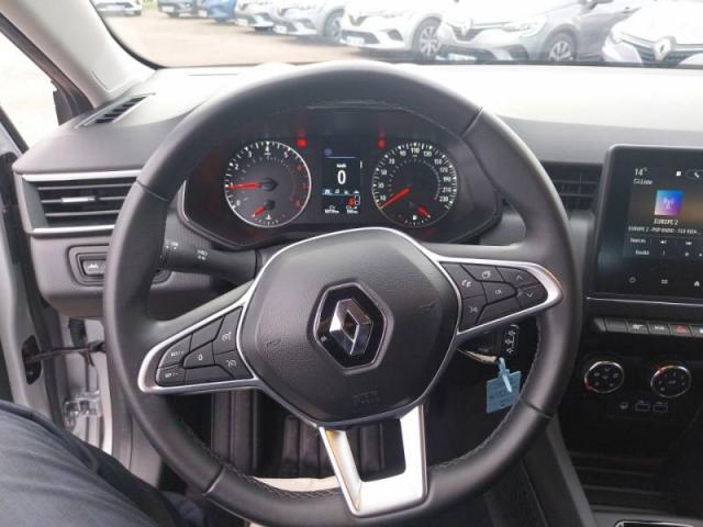 Renault Clio image 8