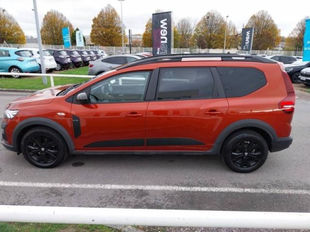 Dacia Jogger image 1