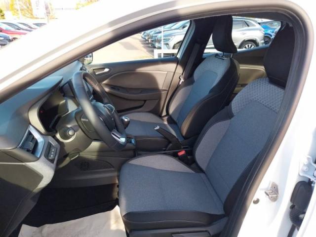 Renault Clio image 9