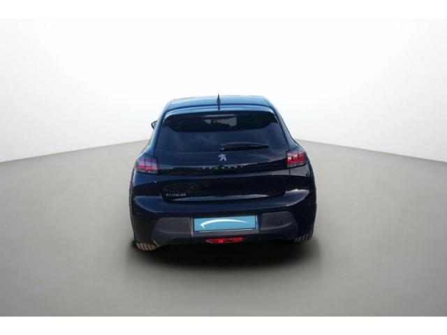 Peugeot 208 image 8