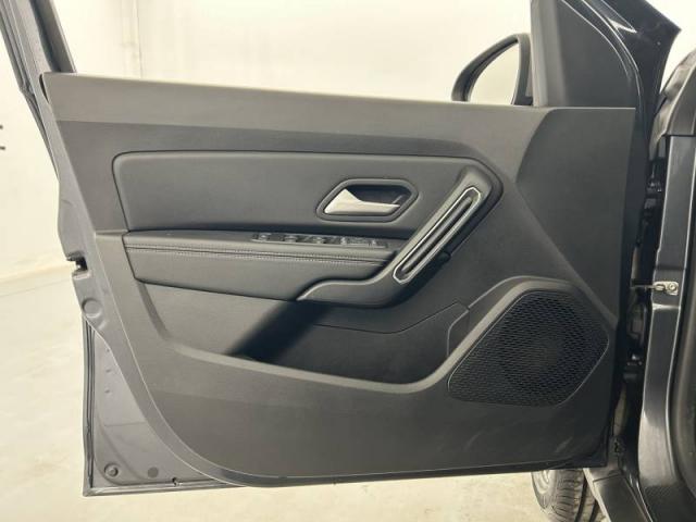 Dacia Duster image 1