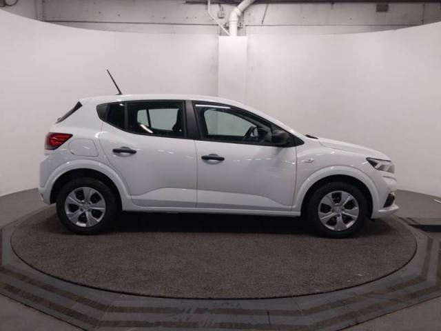 Dacia Sandero image 1