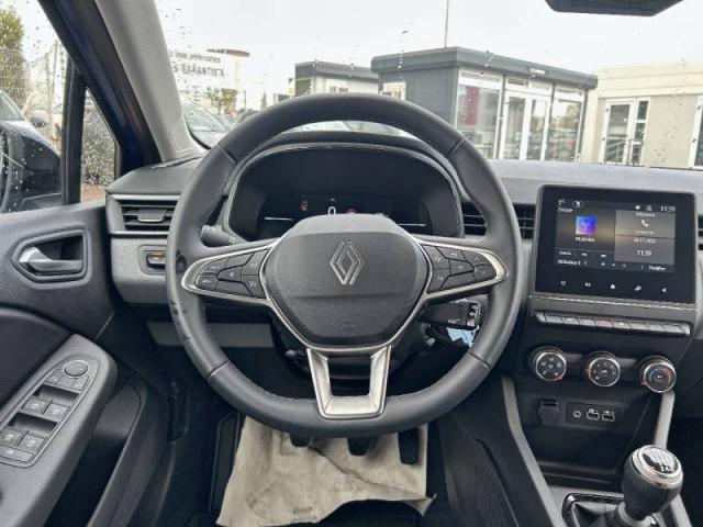 Renault Clio image 2