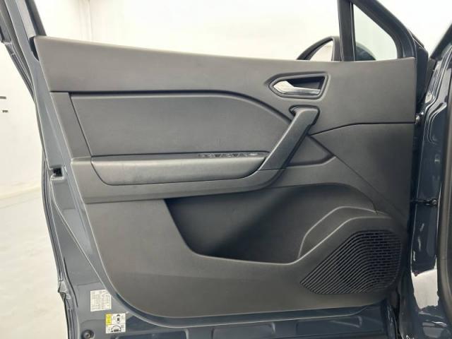 Renault Captur image 1