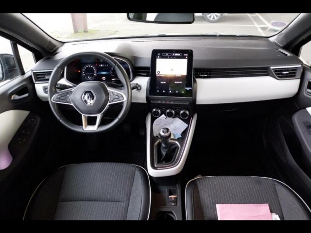 Renault Clio image 8