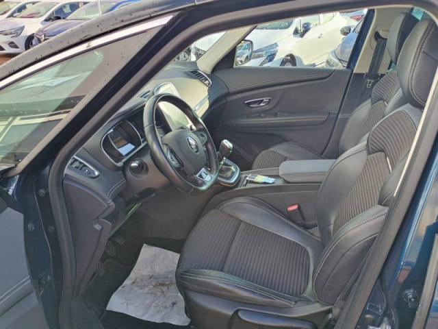 Renault Scénic image 1