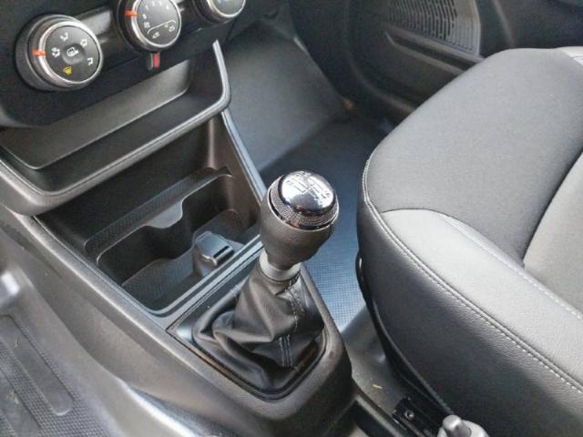 Renault Express image 1