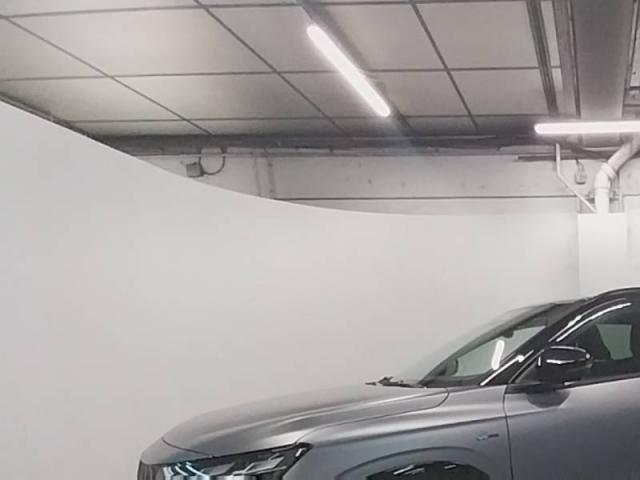 Renault Master image 2