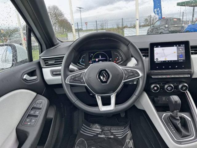 Renault Clio image 9