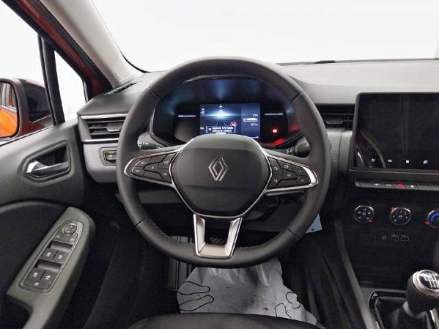 Renault Clio image 8