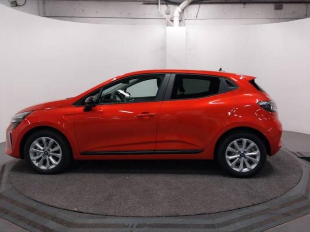 Renault Clio image 2